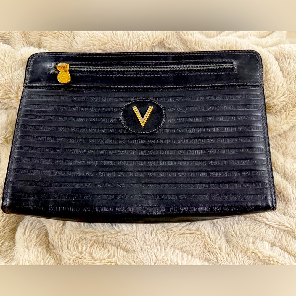 🖤 Valentino Black Leather Clutch Bag 🖤
